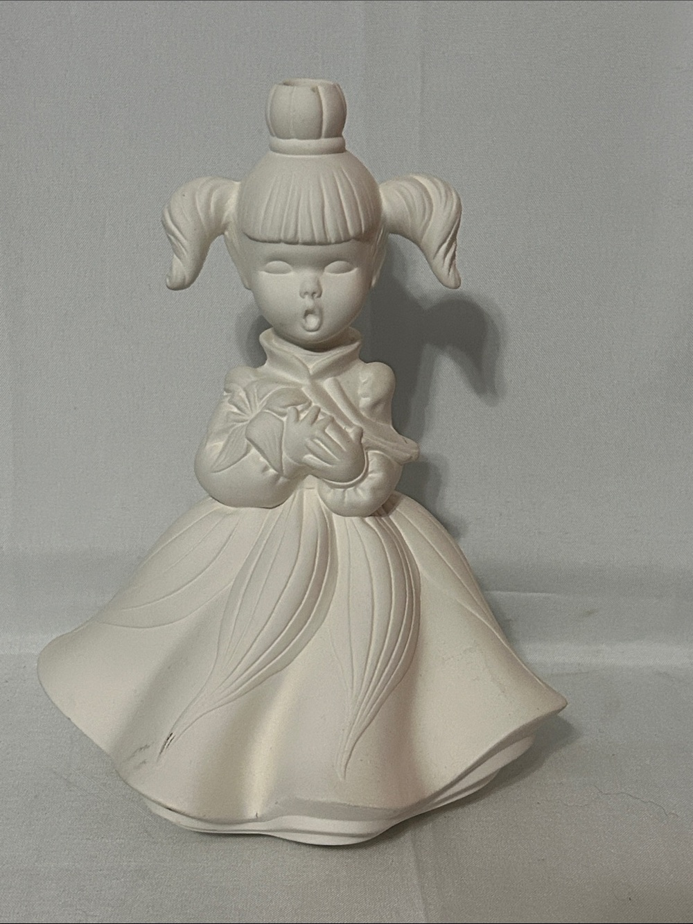 vintage Atlantic Mold unpainted ceramic bisque singing girl figurine
